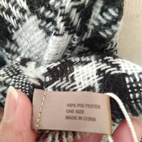 NWT Styline Houndstooth Poncho Shaw Wrap - Picture 9 of 12